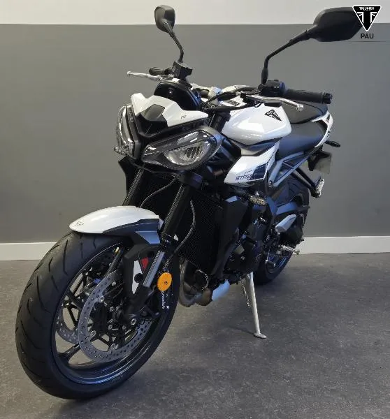 STREET TRIPLE 765 R