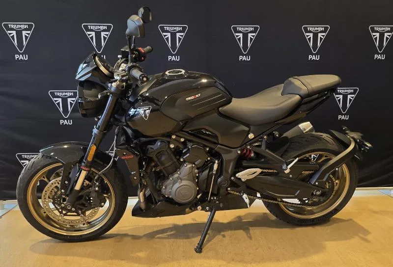 TRIDENT 800
