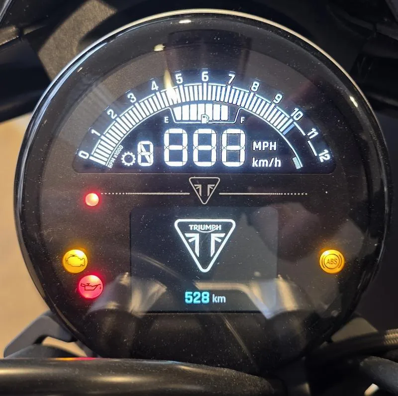TRIDENT 800