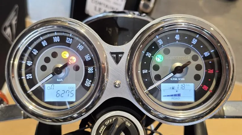 BONNEVILLE T120 1200