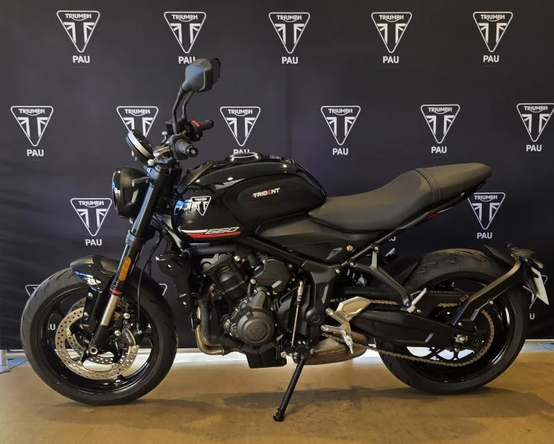 TRIDENT 660