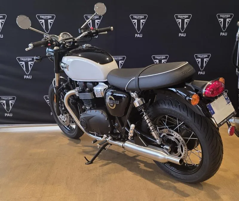 BONNEVILLE T100 900