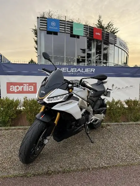 TUONO 1100 V4 FACTORY