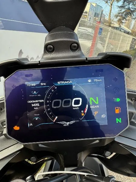 V85 TT 850