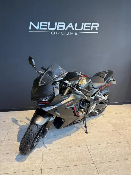 CBR 650 R 