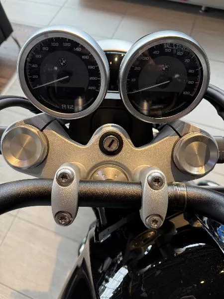 R 12