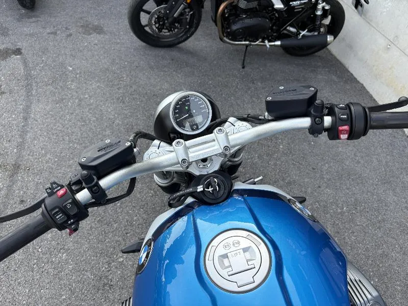 R NineT PURE