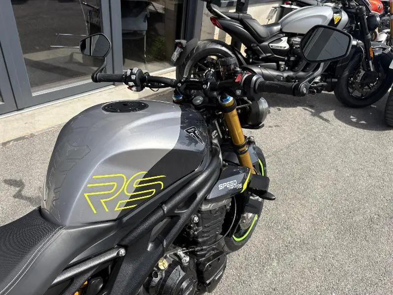 SPEED TRIPLE 1200 RS