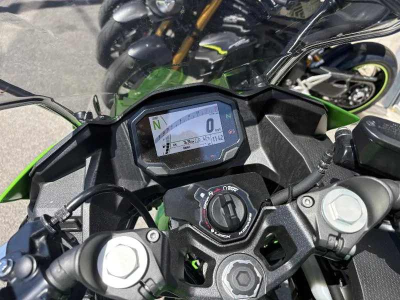 Ninja 500 SE