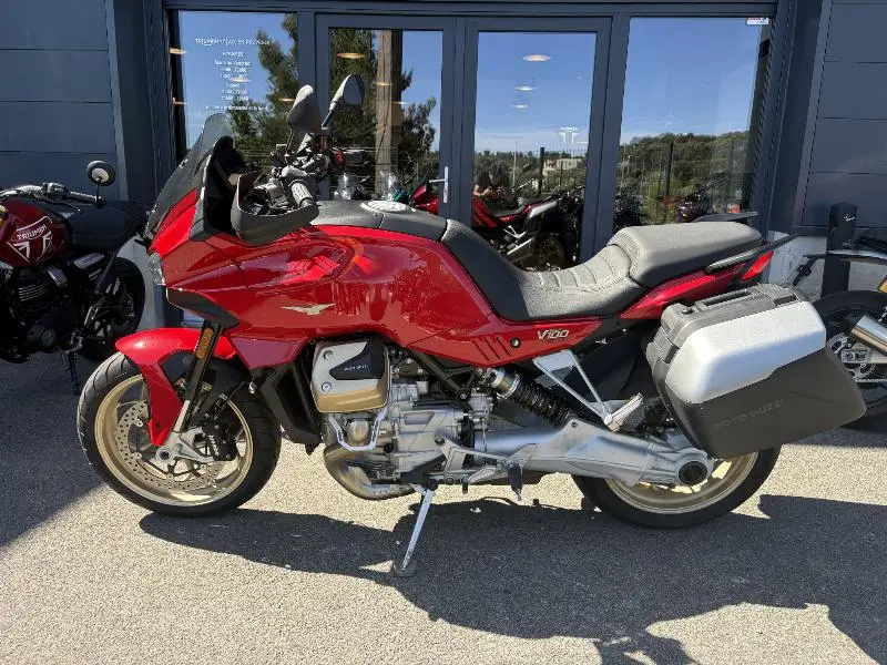 V100  MANDELLO