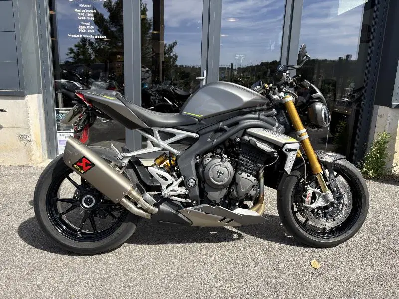SPEED TRIPLE 1200 RS