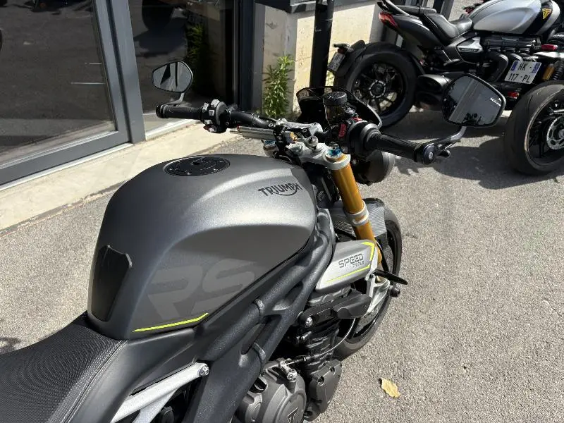 SPEED TRIPLE 1200 RS