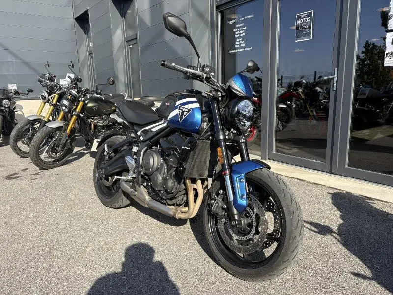 TRIDENT 660
