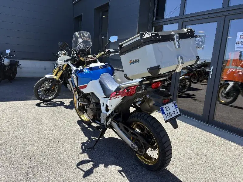 CRF 1000 AFRICA TWIN ADVENTURE SPORTS