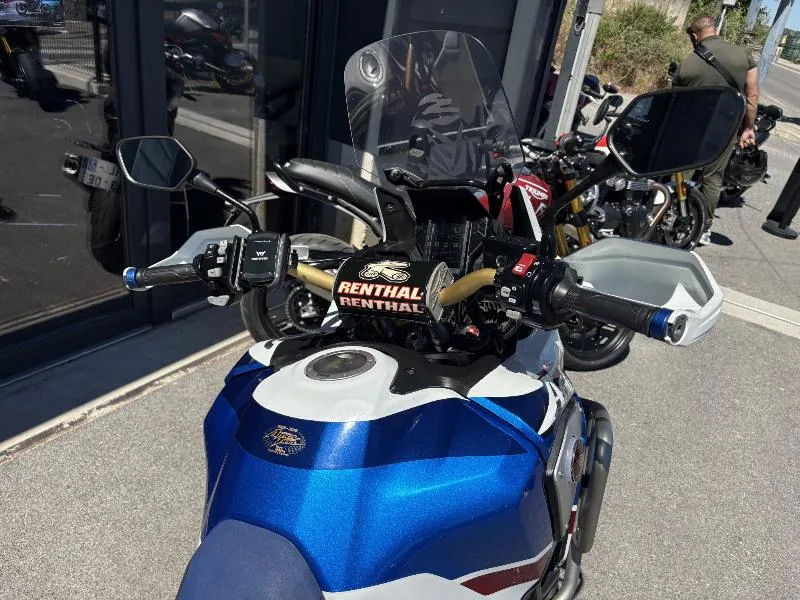 CRF 1000 AFRICA TWIN ADVENTURE SPORTS