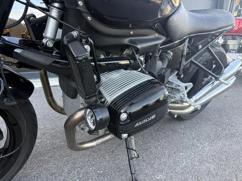 R 850 R