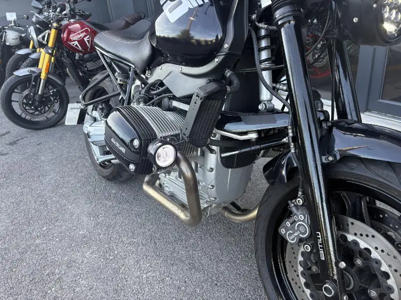 R 850 R