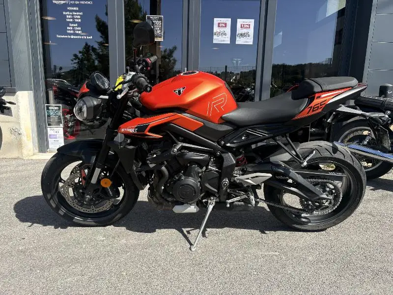 STREET TRIPLE 765 R