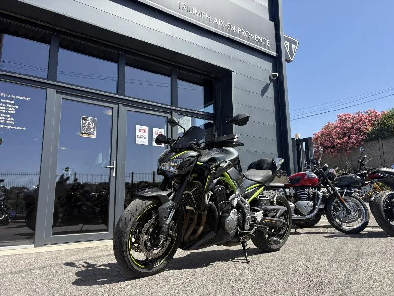 Z 900