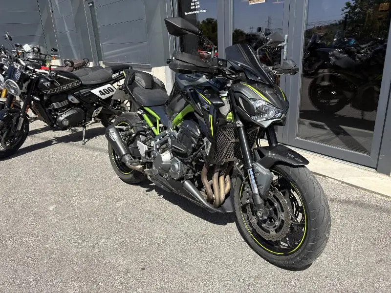 Z 900