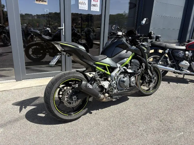 Z 900