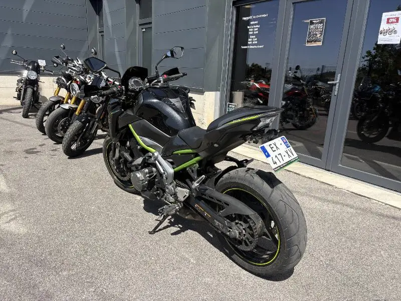 Z 900