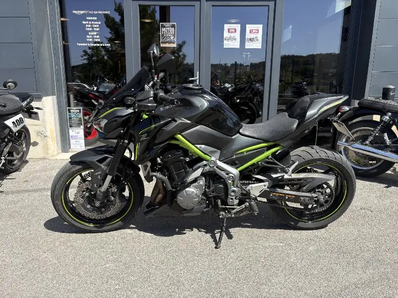 Z 900