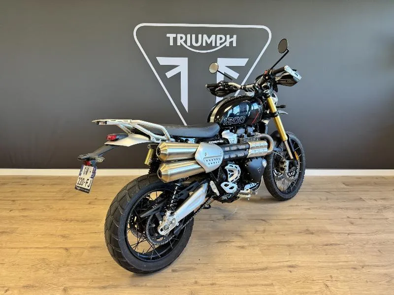 SCRAMBLER 1200 XE