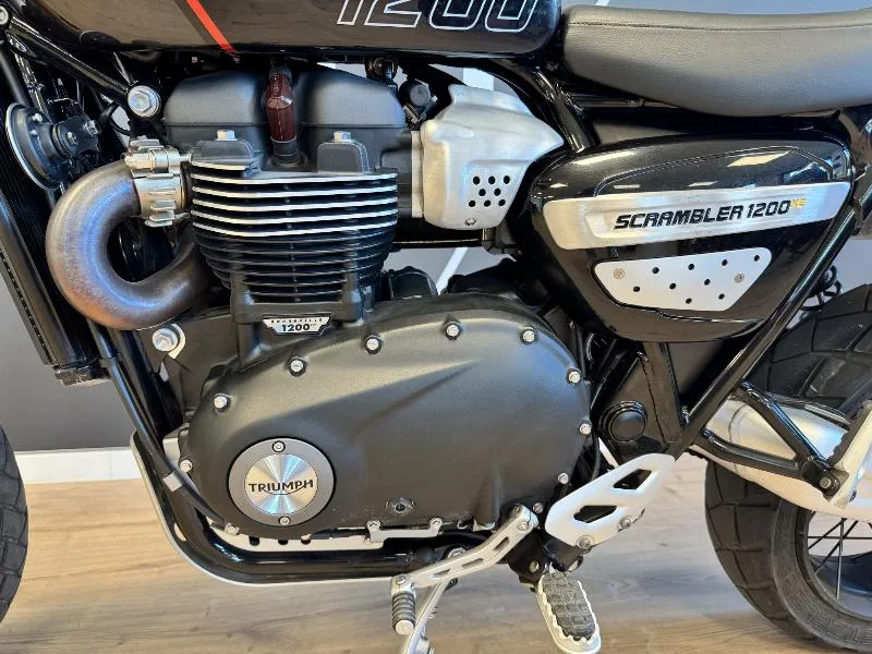 SCRAMBLER 1200 XE