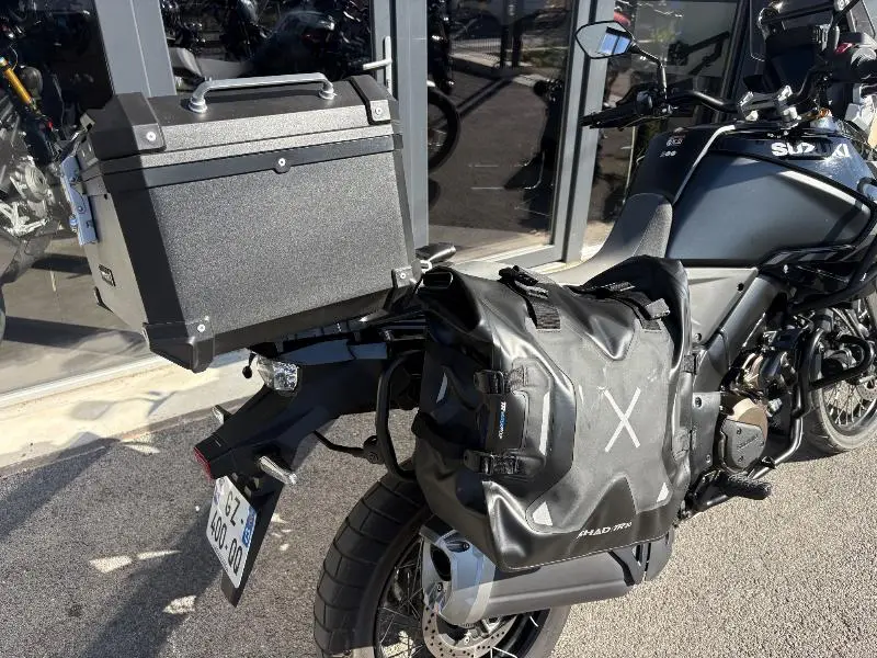 DL VSTROM 1050DE