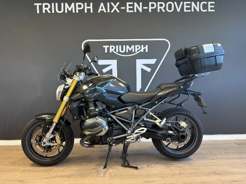 R 1200 R