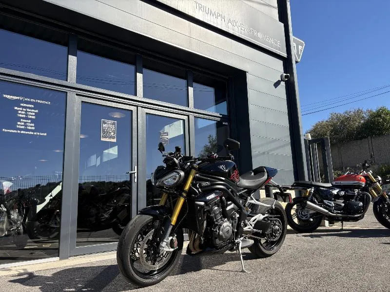SPEED TRIPLE 1200 RS