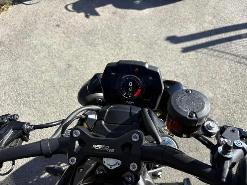 SPEED TRIPLE 1200 RS