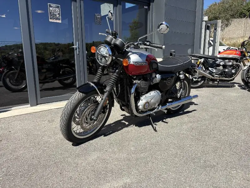 BONNEVILLE T120