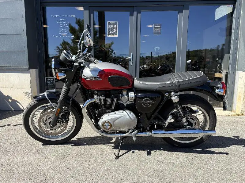 BONNEVILLE T120