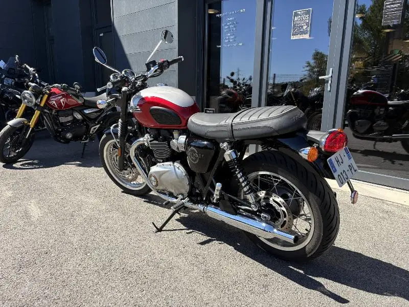 BONNEVILLE T120