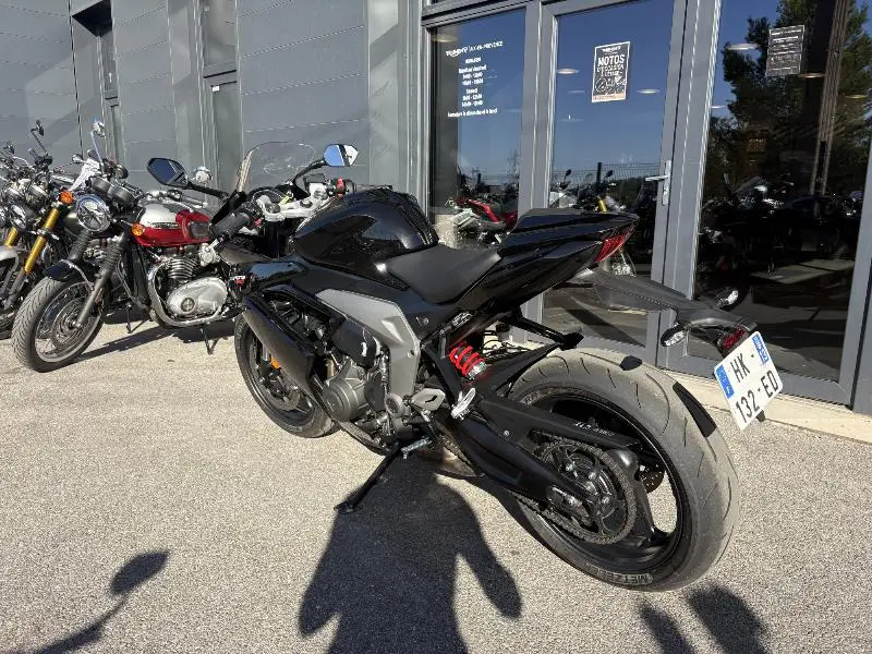 	DAYTONA 660