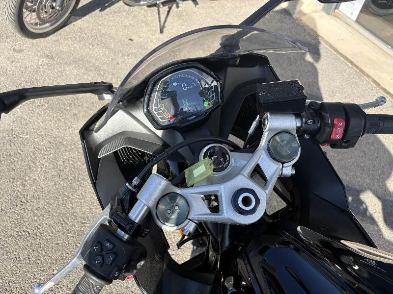 	DAYTONA 660
