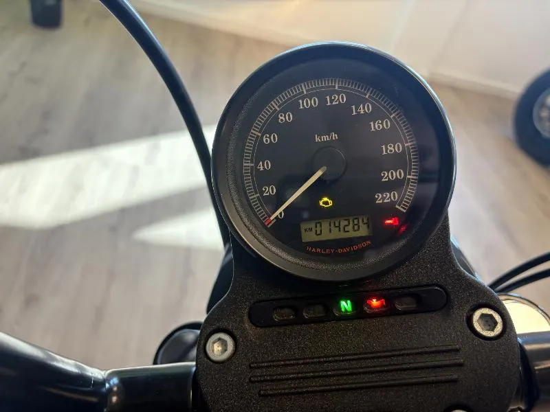 SPORTSTER NIGHTSTER 1200