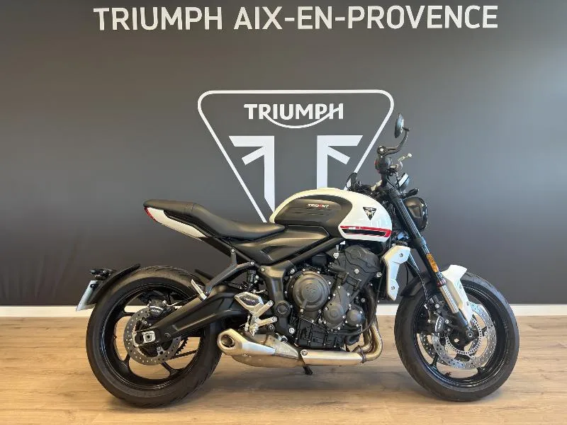 TRIDENT 660