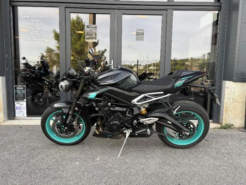 STREET TRIPLE 765 RS