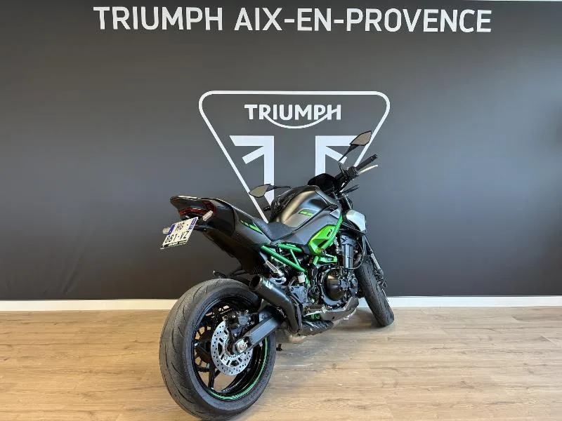 Z 900
