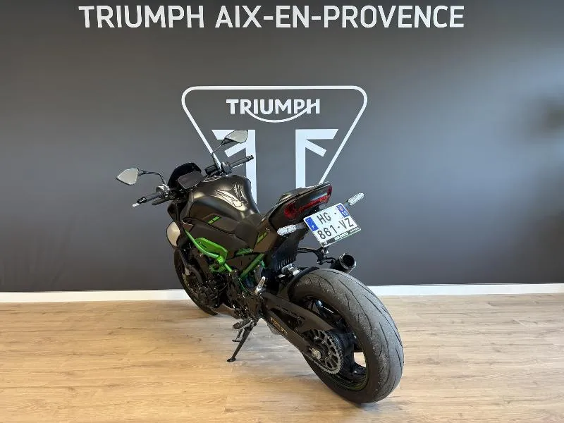 Z 900