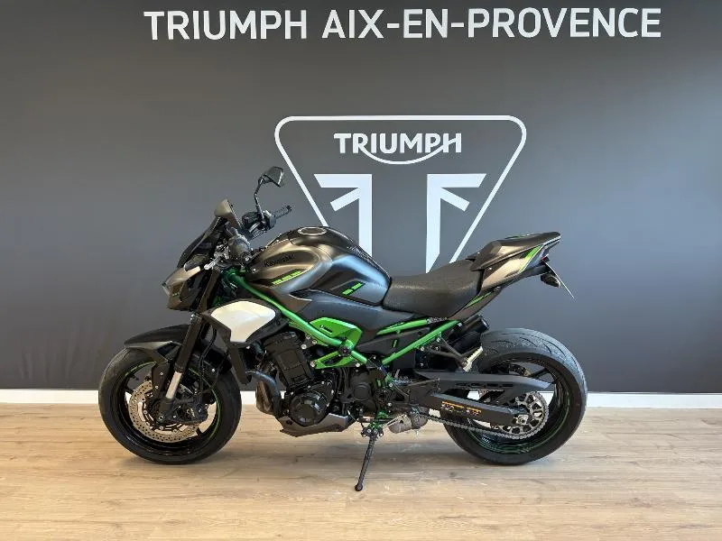 Z 900