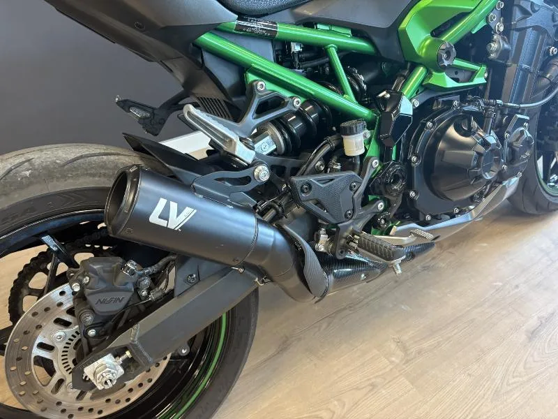 Z 900