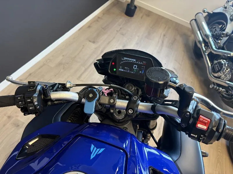 MT10
