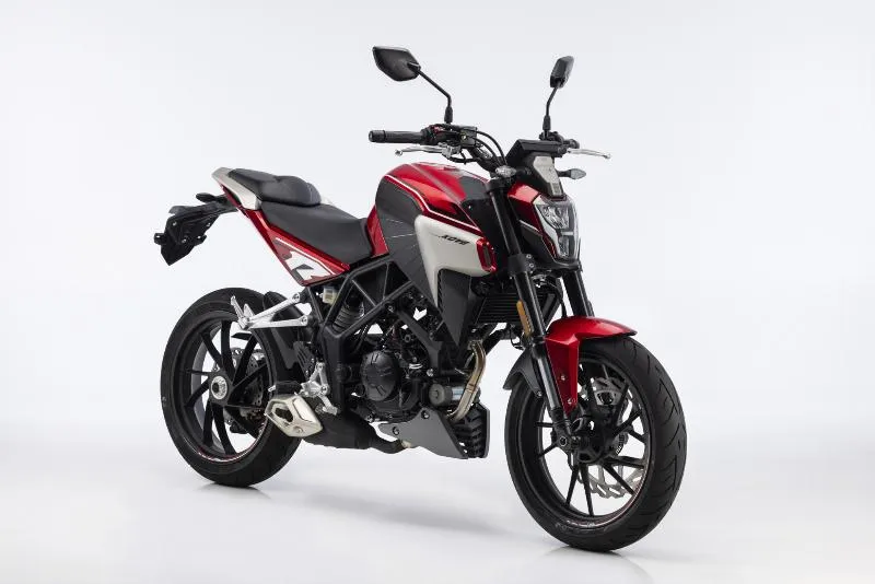 NK 125 R