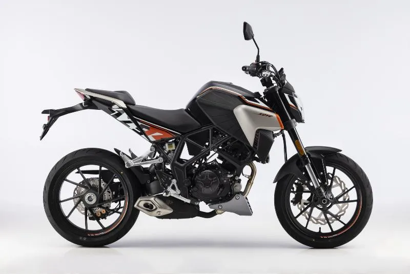 NK 125 R