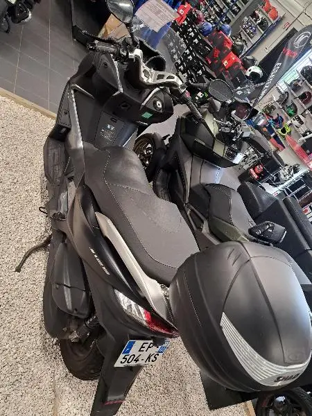 J125 2017