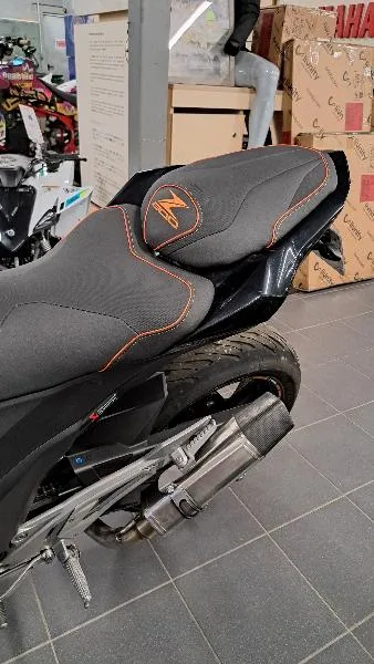 Z 800
